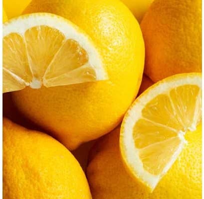 Fresh lemons, representing the Lemon Bottle fat dissolving solution